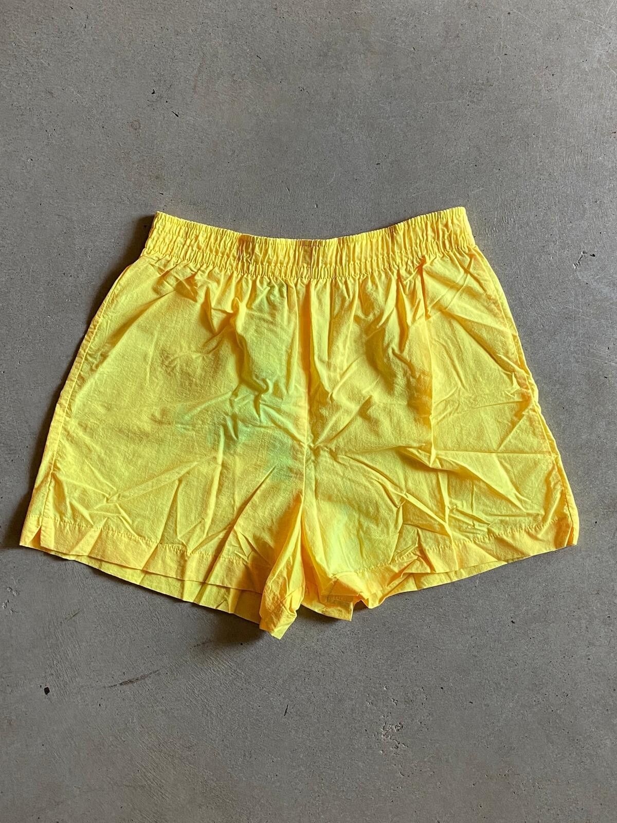 Other VTG Pacific Connections Yellow Nylon Shorts Sz L Size US 34 / EU 50 - 1 Thumbnail