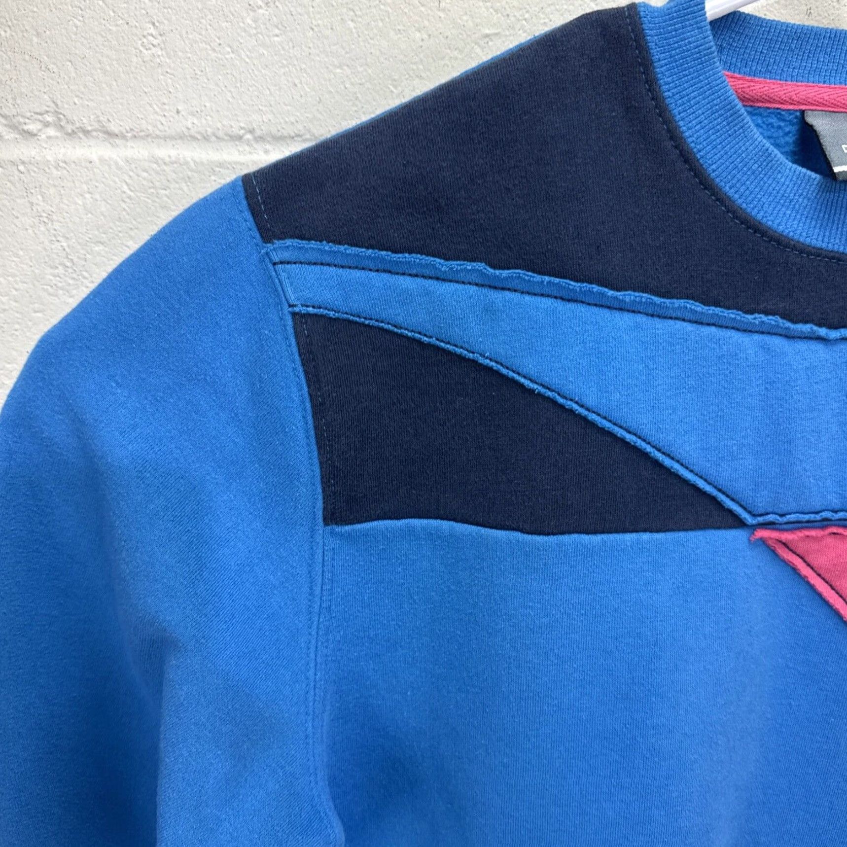 Diadora VINTAGE Diadora Sweatshirt Men Small All Seasons Blue Pink Geometric 90s Sports Pullover Size US S / EU 44-46 / 1 - 4 Thumbnail