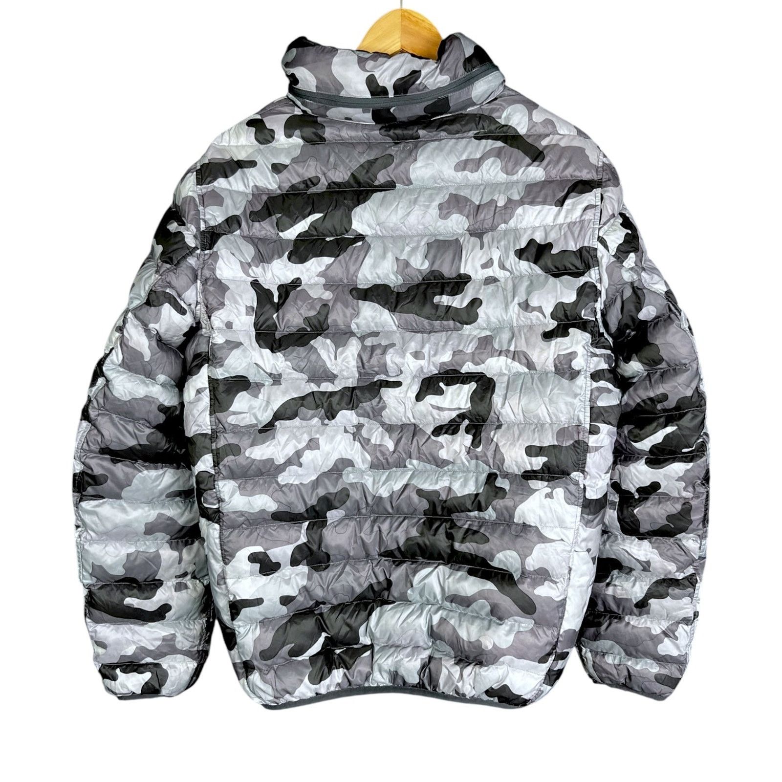 Tumi Tumi Tumipax Reversible Down Jacket Gray / Camo -$295 Retail Size US S / EU 44-46 / 1 - 2 Thumbnail