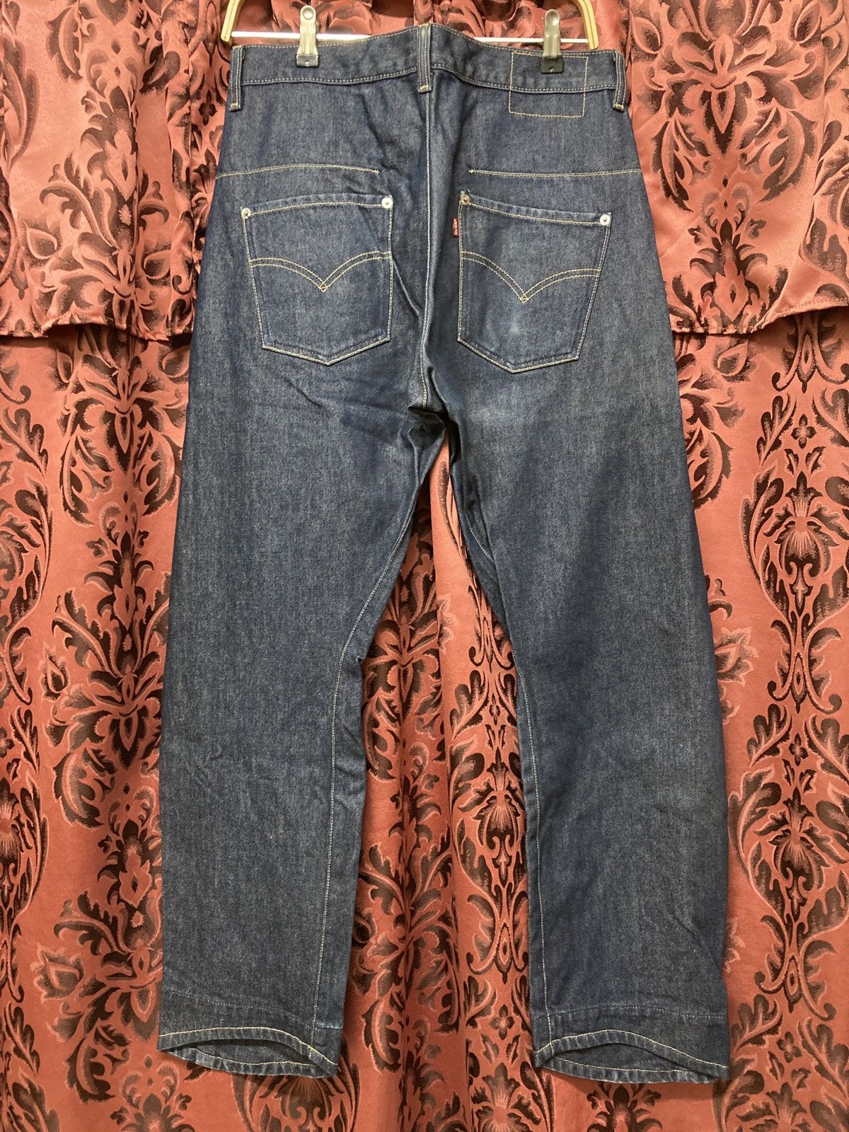 Image of Vintage Levis Engineered Jean in Blue, Men's (Size 31)