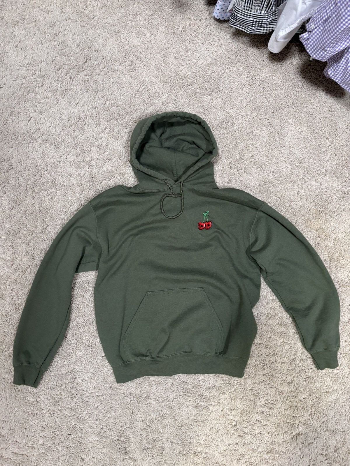 Riot Society Green Riot Society skate hoodie - Size: medium Size US M / EU 48-50 / 2 - 1 Thumbnail