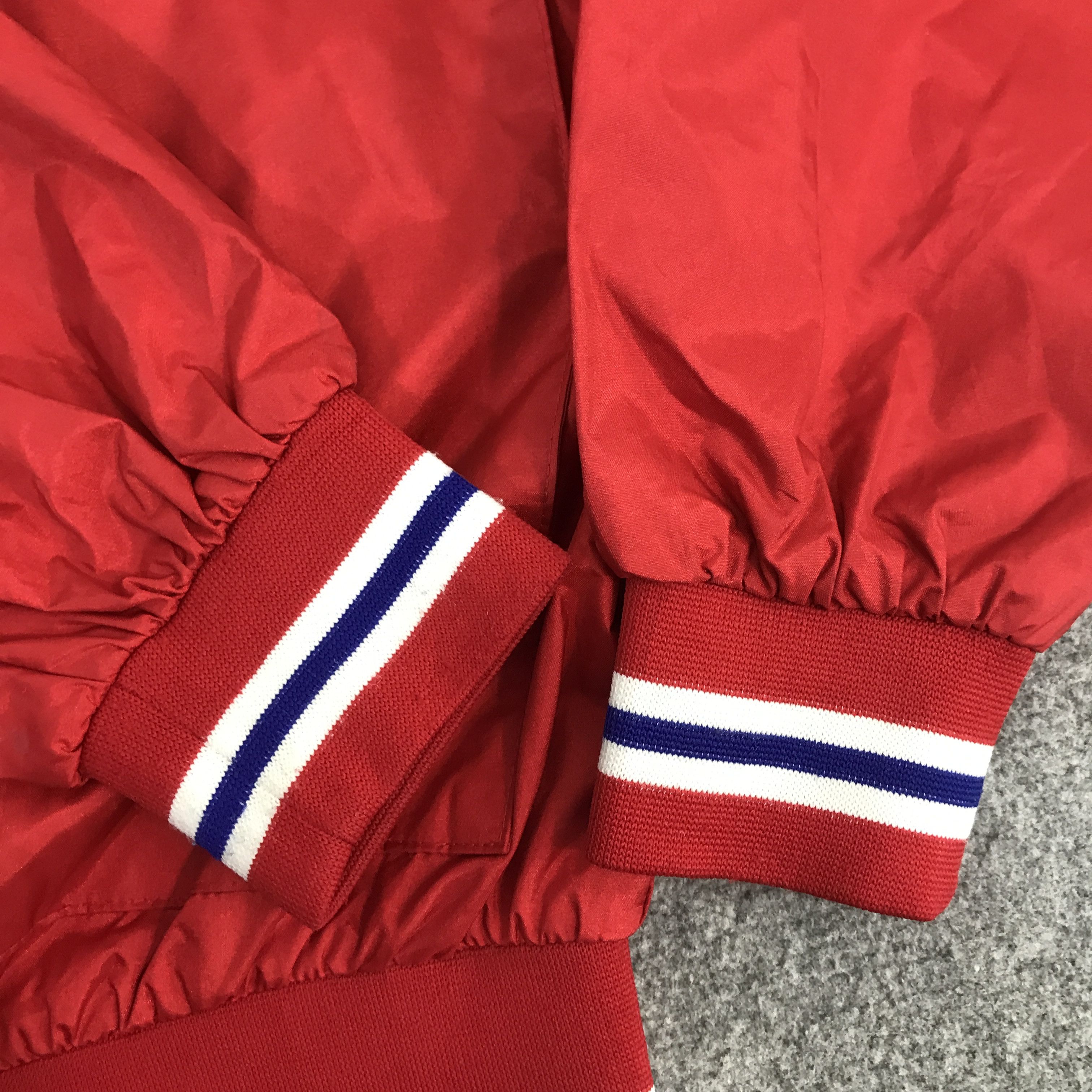 Champion 90’s champions products Windbreaker Jacket Size US L / EU 52-54 / 3 - 7 Thumbnail
