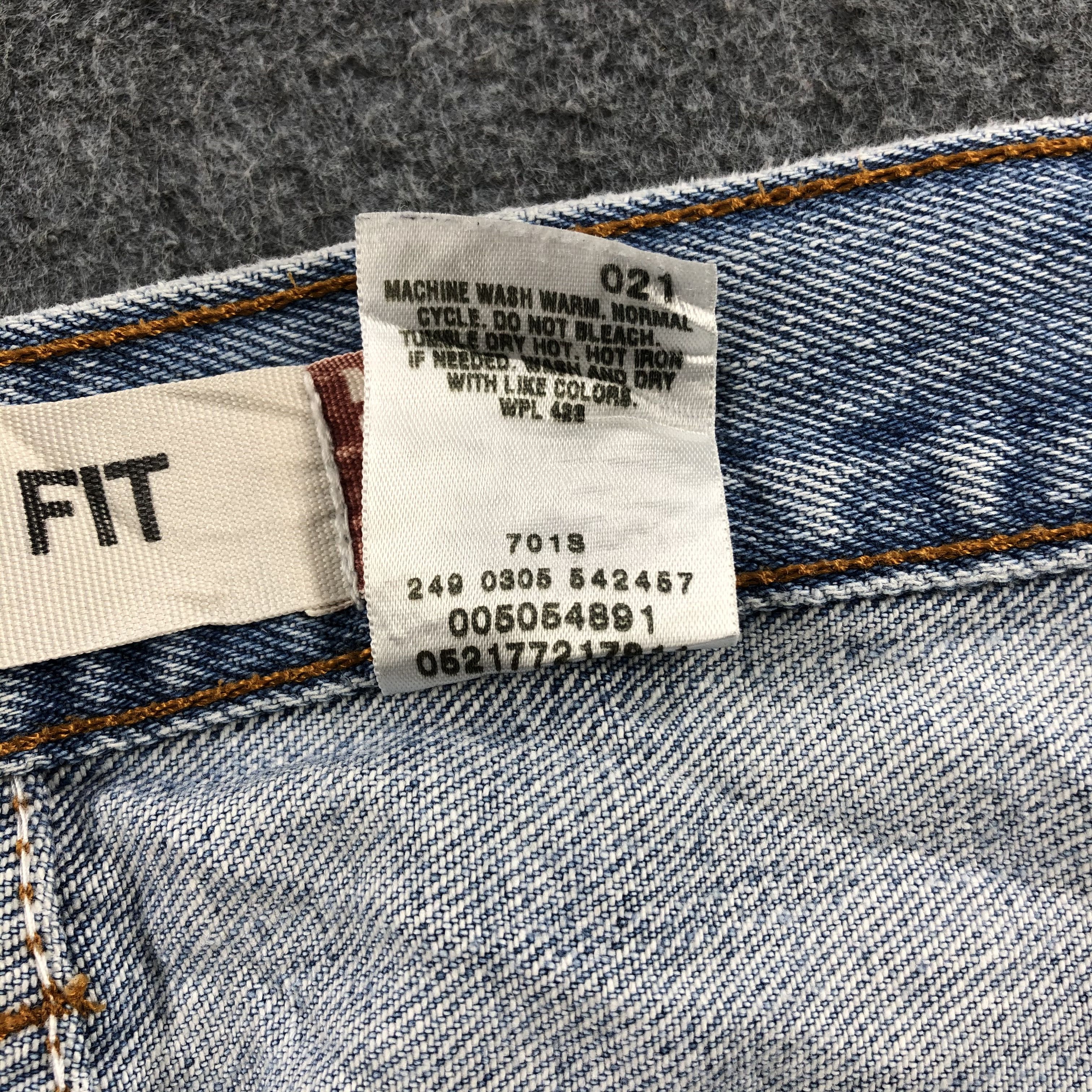 Levi's × Vintage Vintage Light Wash Levis 505 Jeans-JM1172 Size US 39 - 11 Thumbnail