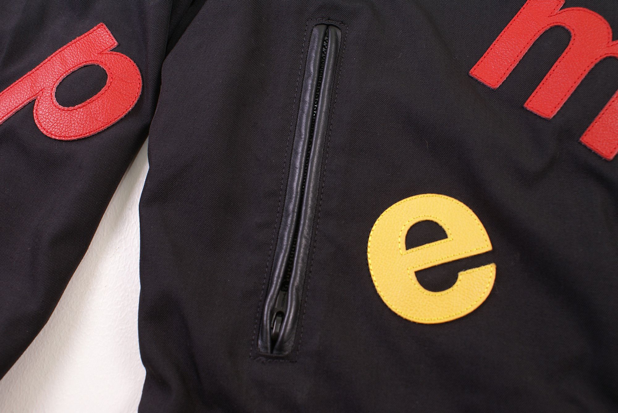 Supreme × Vanson Leathers 2020 Vanson Leathers x Supreme Letters Cordura Jacket Black Size US XL / EU 56 / 4 - 4 Thumbnail
