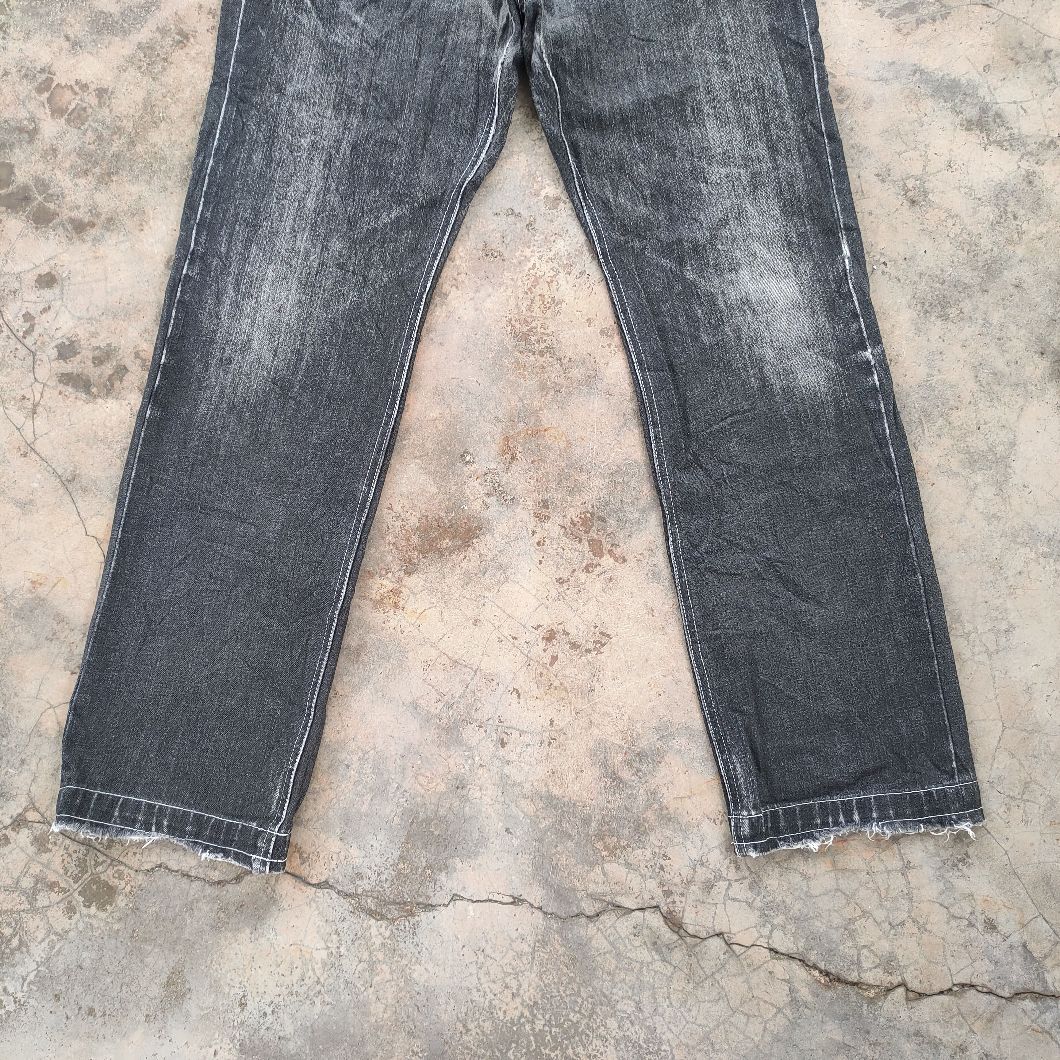 Japanese Brand W31 VINTAGE JAPANESE FADED BLACK JEANS DENIM PANTS Size US 31 - 5 Thumbnail
