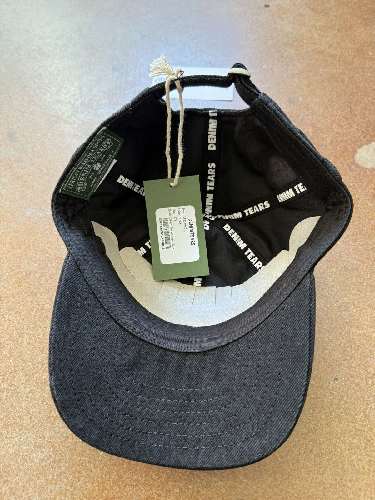 DENIM TEARS Denim Tears Denim Wreath Hat Black Size ONE SIZE - 6 Thumbnail