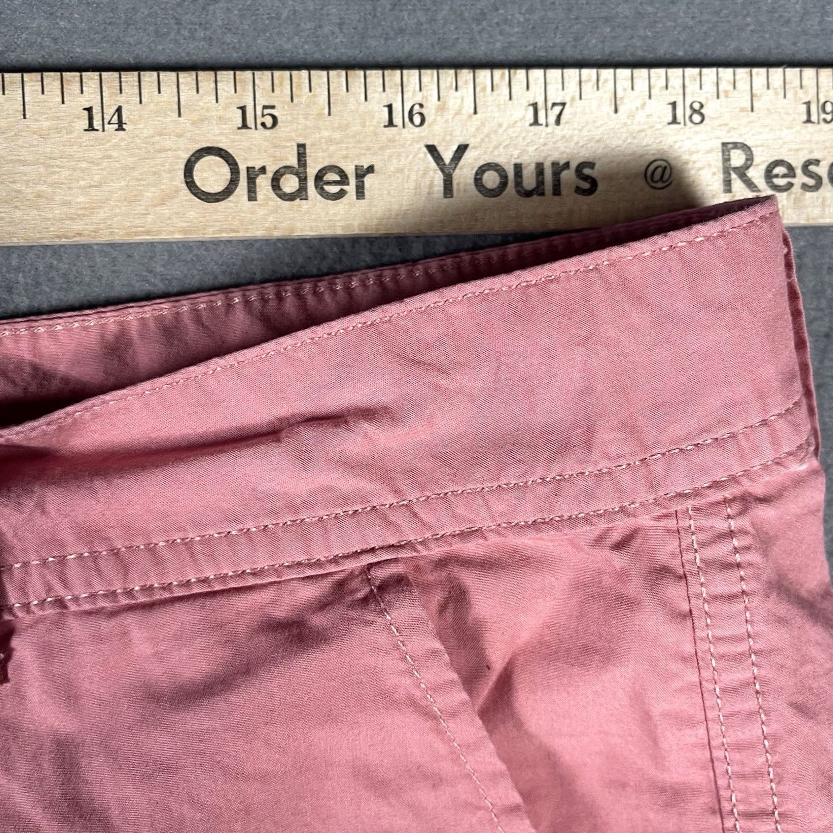 Pinko Columbia Shorts Mens 36 Pink Regular Fit 10 Inseam Outdoors Camping Hiking Size US 36 / EU 52 - 5 Thumbnail