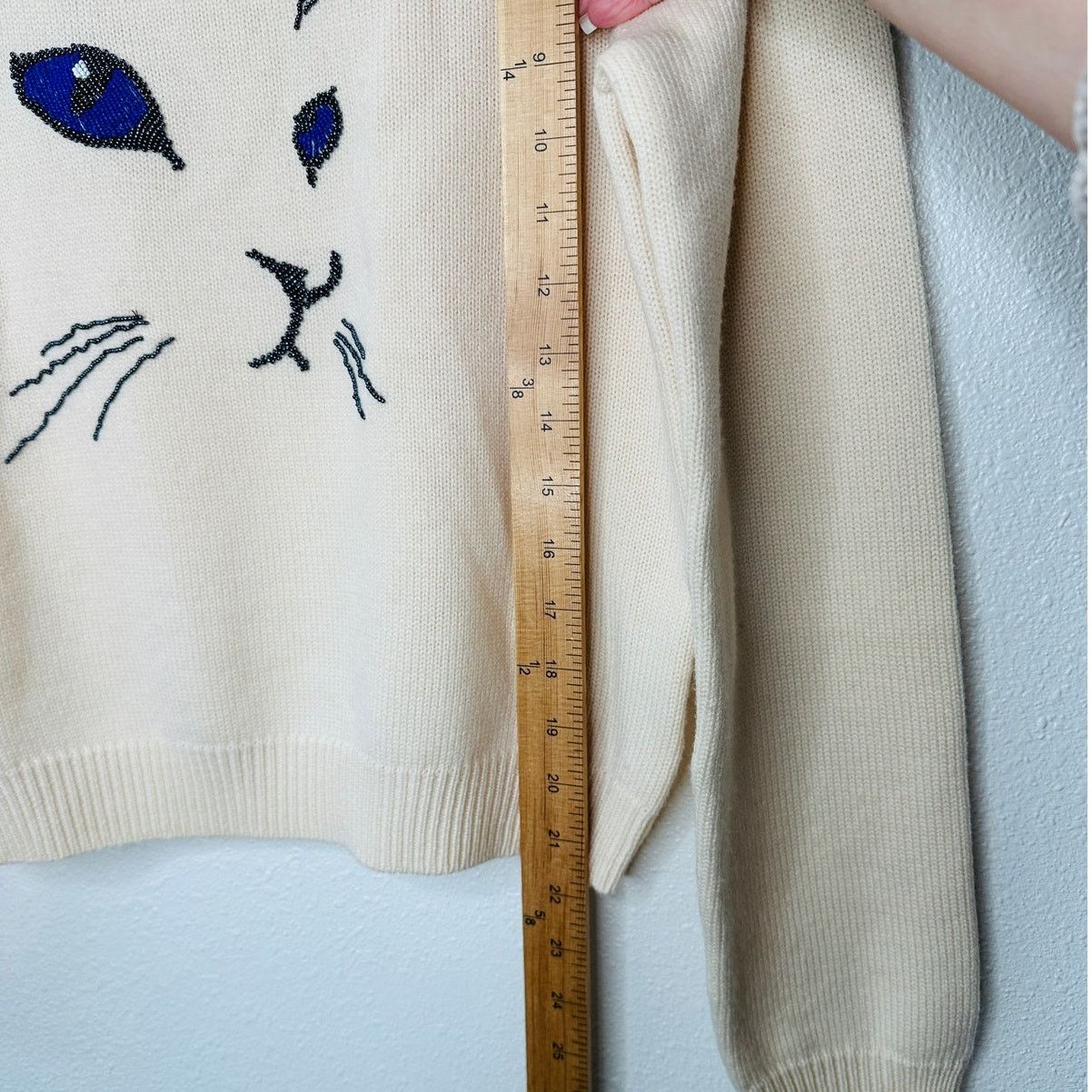 Opening Ceremony Opening Ceremony Butter Cream Crew Neck Cat Motif Sweater L Size L / US 10 / IT 46 - 13 Thumbnail