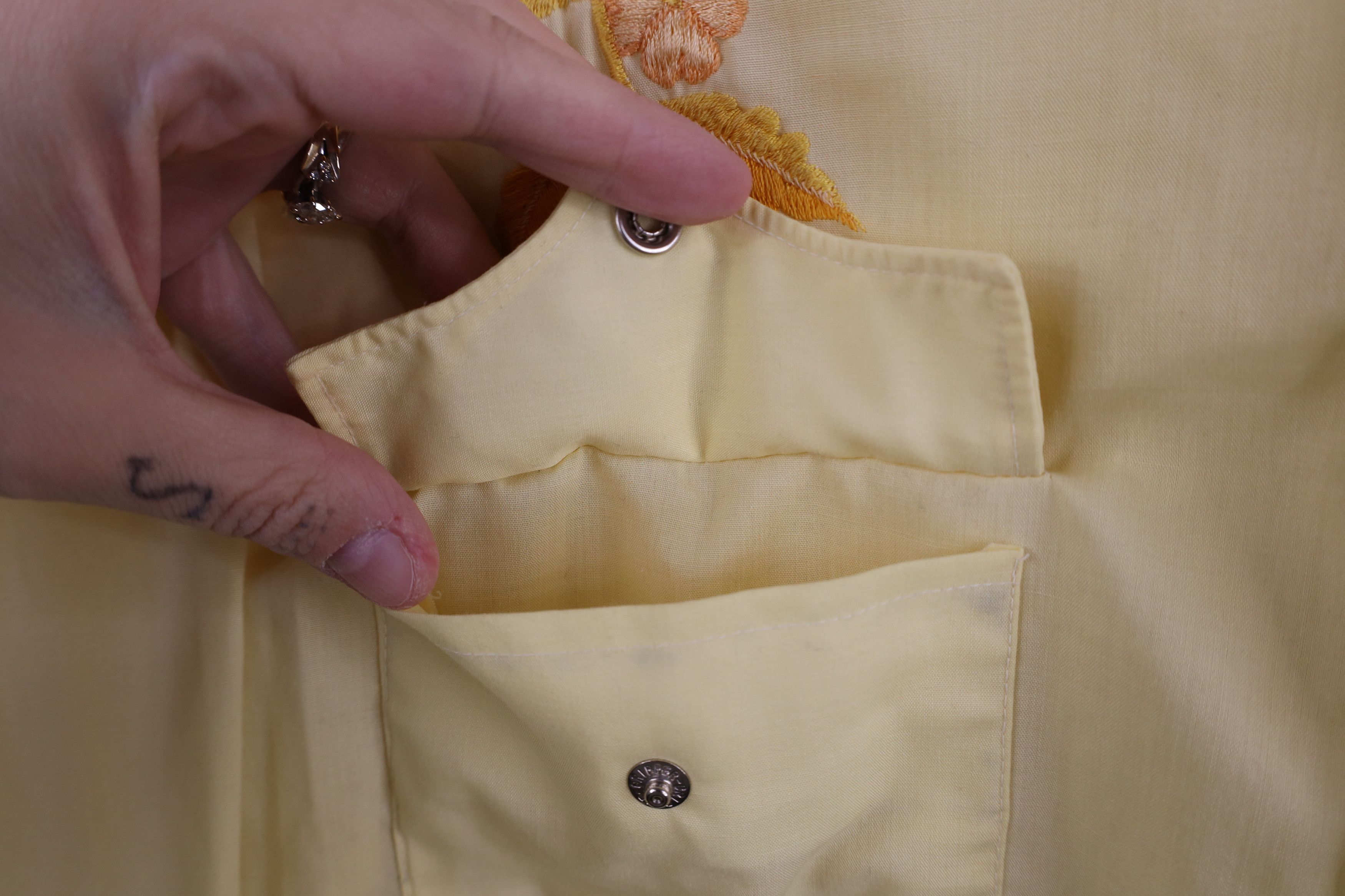 Vintage Vintage 70s Rockabilly Embroidered Cowboy Button Shirt Size US M / EU 48-50 / 2 - 7 Thumbnail