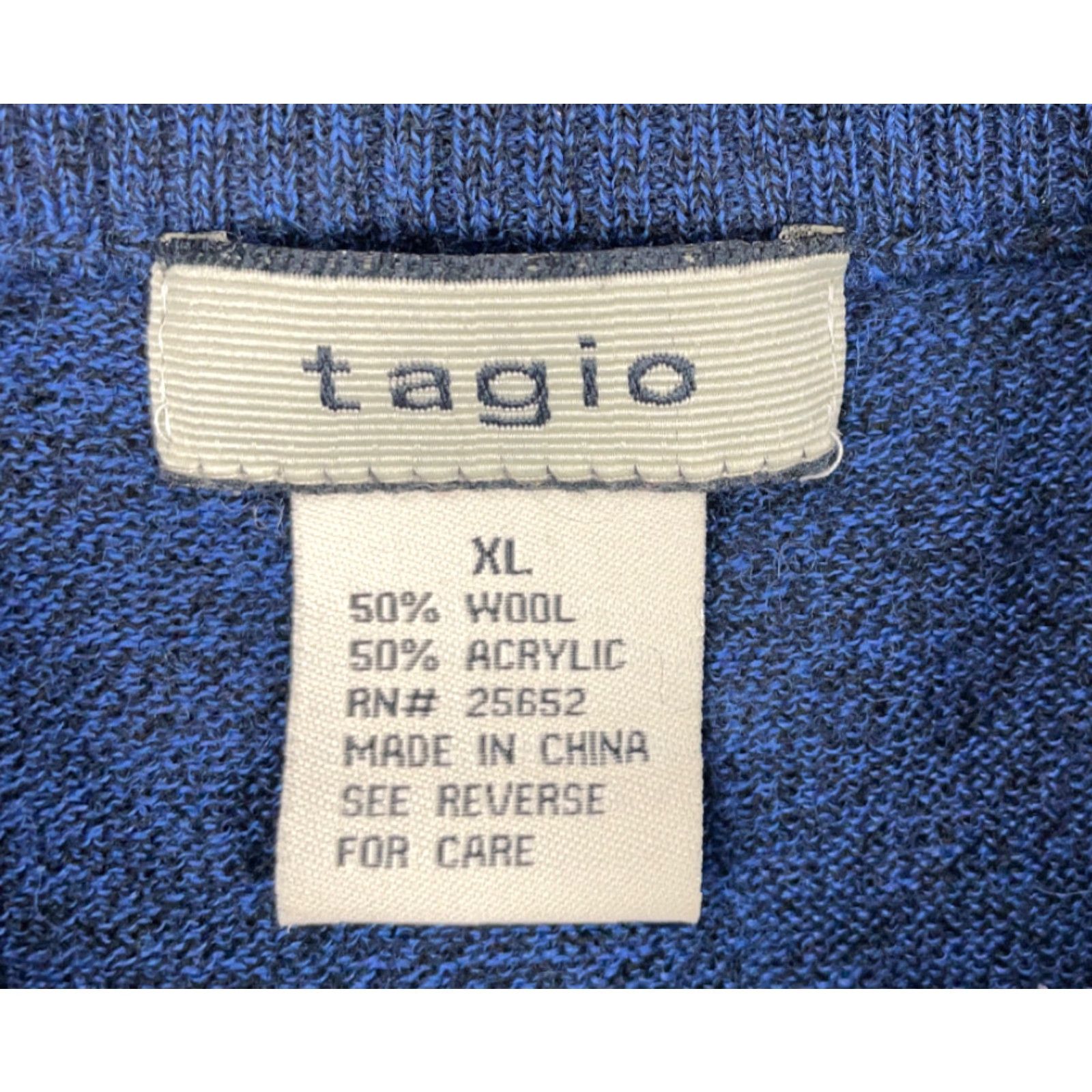 Vintage Tagio Blue Block Pattern Sweater Adult XL Lightweight Pullover Knit Retro Casual Mens Size US XL / EU 56 / 4 - 4 Thumbnail