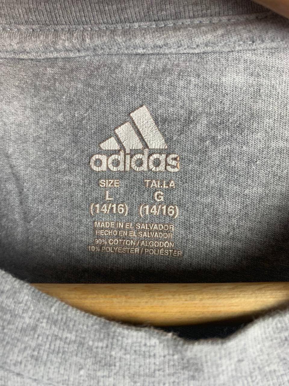 Adidas Adidas Block Logo Overprint Streetwear Tee Size US M / EU 48-50 / 2 - 6 Thumbnail