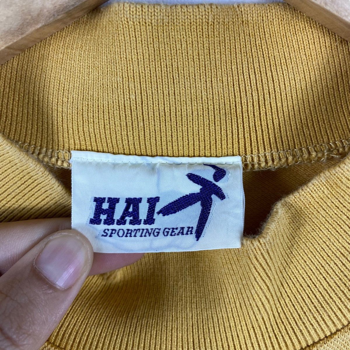 Hai Sporting Gear × Issey Miyake × Vintage HAI SPORTING GEAR Basic Embroidery Small Logo Mock Neck Tee Size US M / EU 48-50 / 2 - 5 Thumbnail