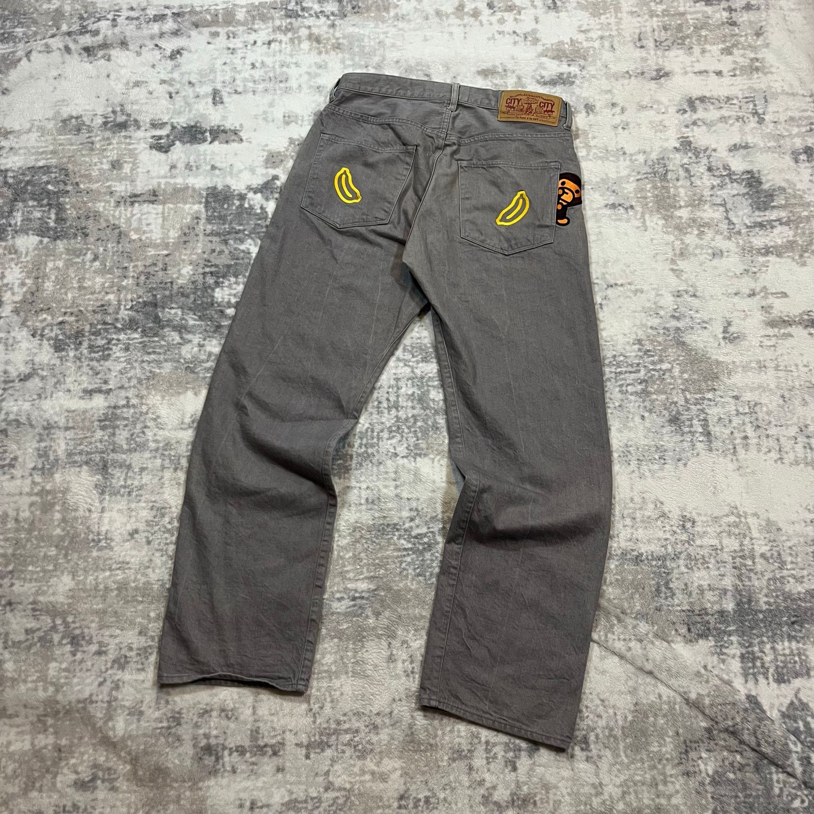 Bape × Nigo Authentic Bape 2000’s Baby Milo Banana Jeans 32 Size US 32 / EU 48 - 2 Thumbnail