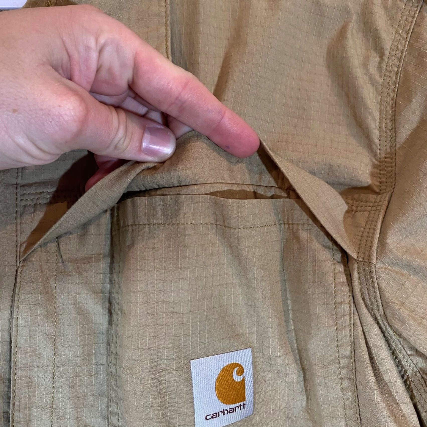 Carhartt VINTAGE Carhartt Shirt Mens Large Relaxed Fit Short Sleeve Button Up Cotton Nylon Brown Outdoors Reflective Chest Size US L / EU 52-54 / 3 - 4 Thumbnail