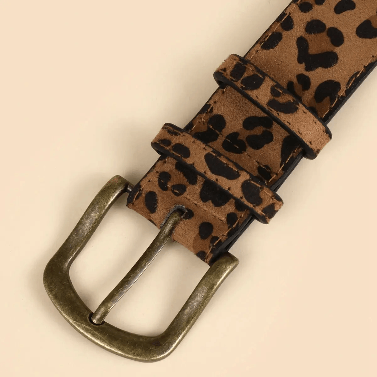 Japanese Brand 2000s leopard cheetah print belt Size 32 - 3 Thumbnail
