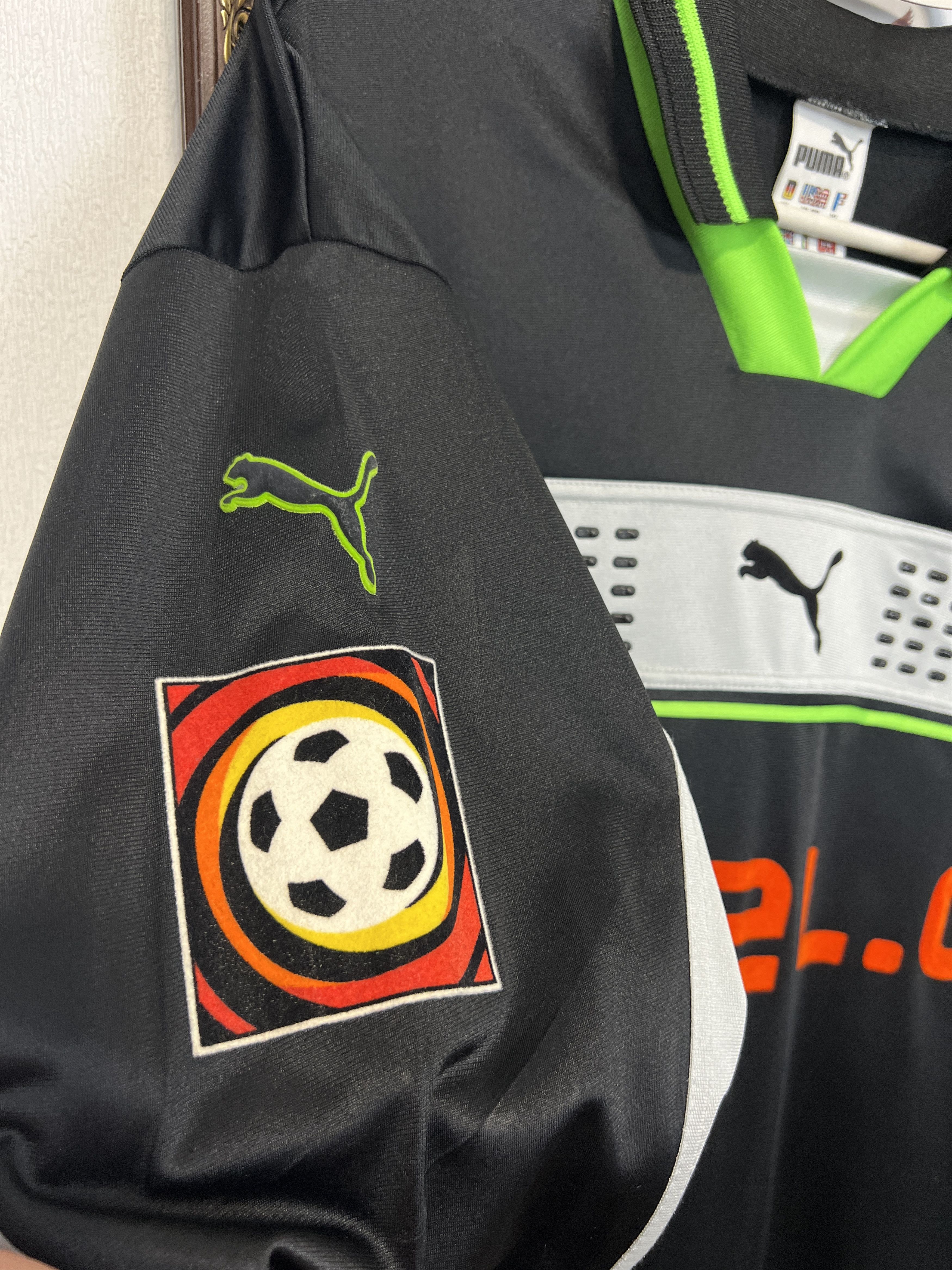 Puma Werder Bremen Goalkeeper football shirt Signed Rost Jerse Size US XL / EU 56 / 4 - 4 Thumbnail