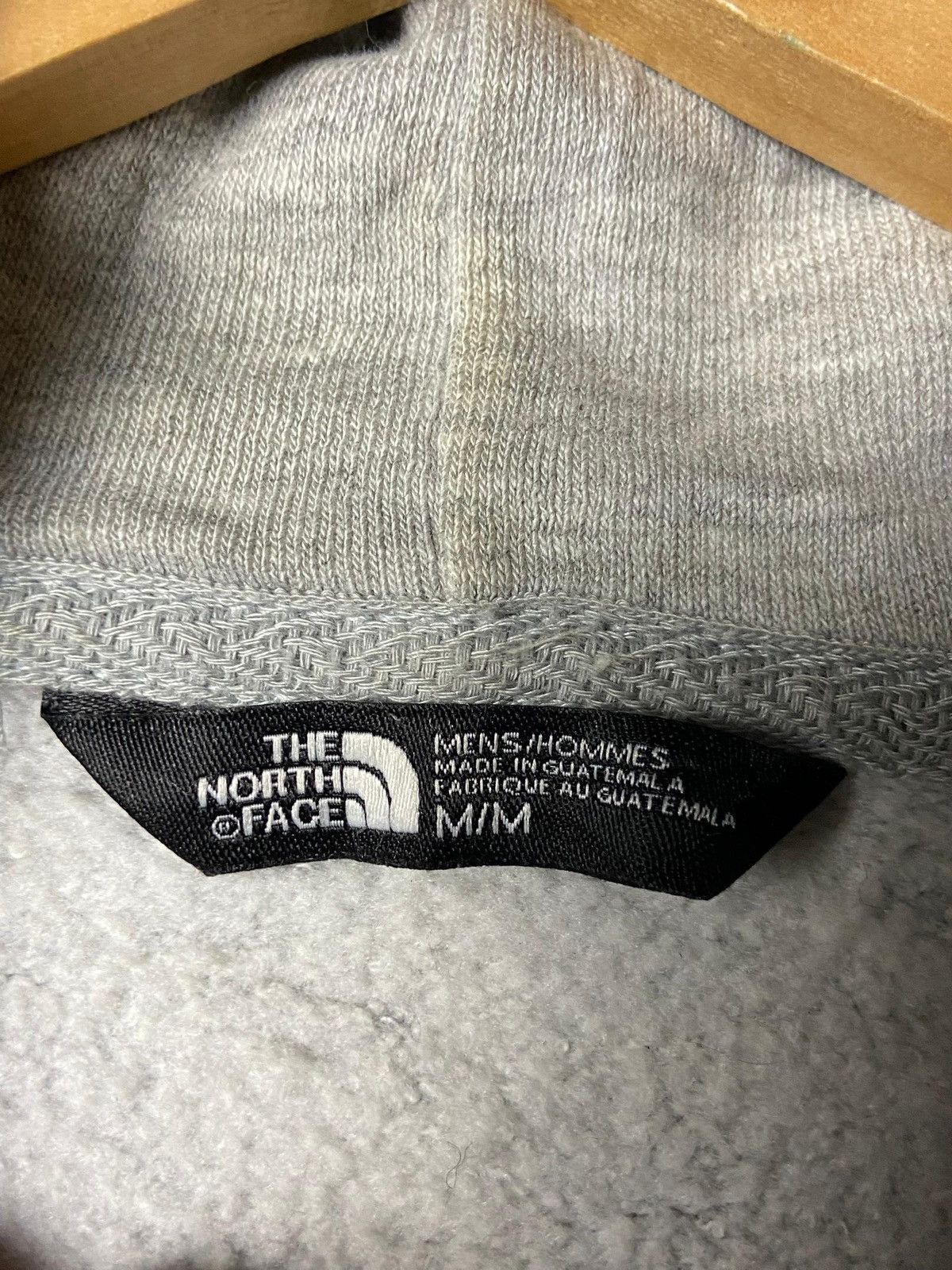 Vintage The North Face Spellout Hoodies (129)