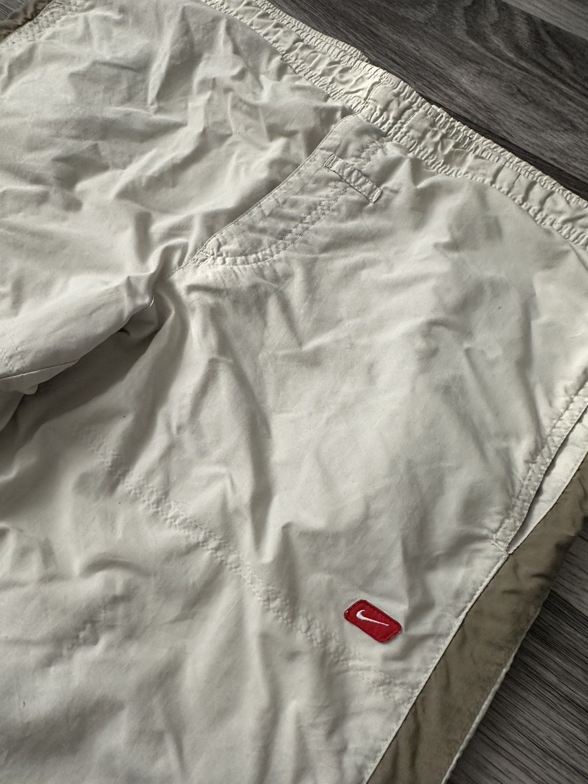 Nike Nike Vintage 00’s White Baggy Nylon Sweatpants y2k size L Size US 34 / EU 50 - 6 Thumbnail