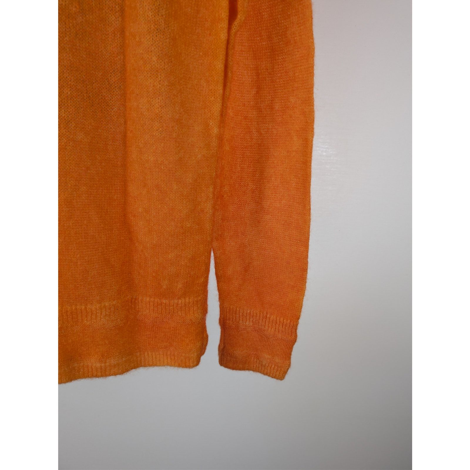 Givenchy o1rshd1 Ceramics Print Crewneck Sweater in Orange Size US XL / EU 56 / 4 - 13 Thumbnail