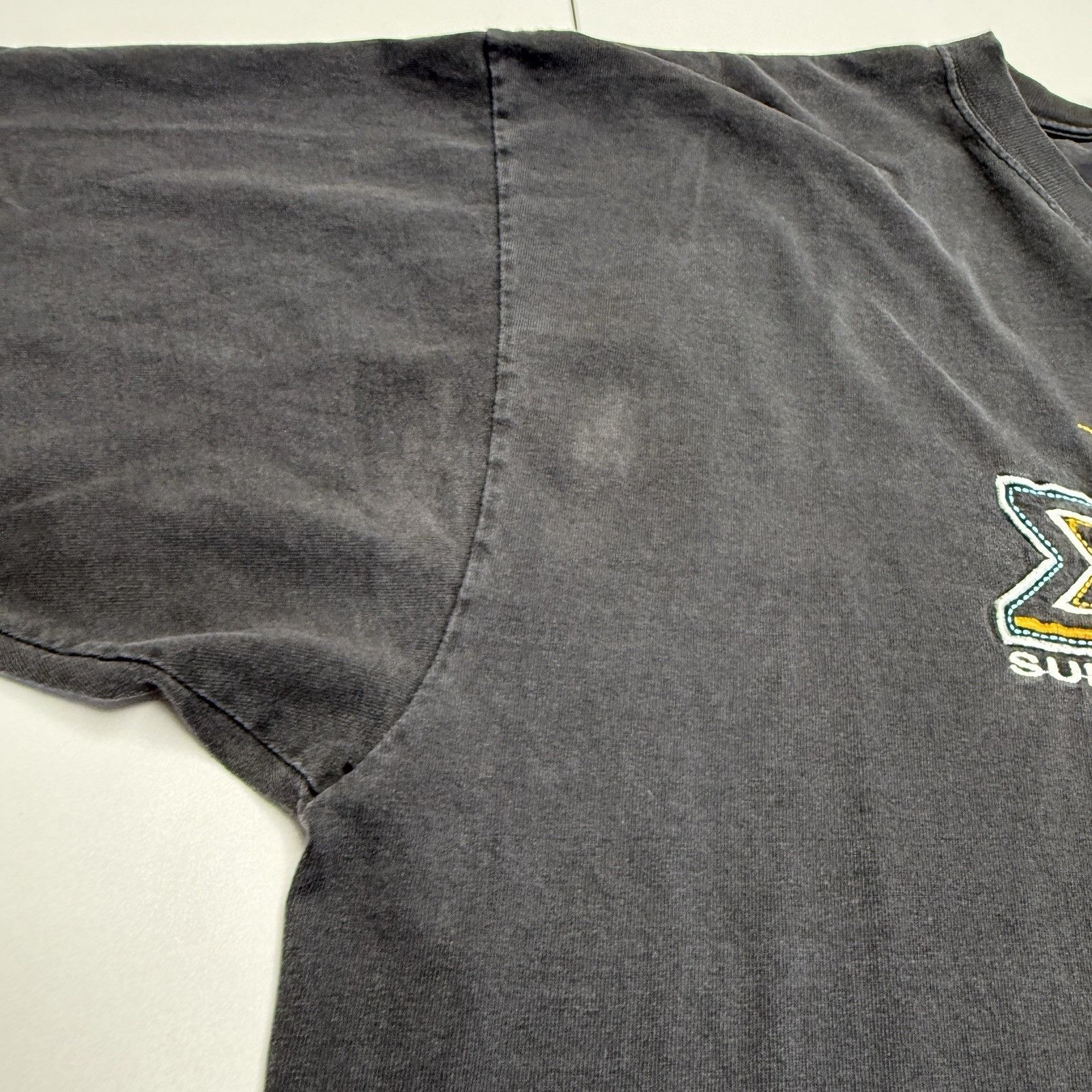 Vintage Vintage Super Bowl XXXVII Reebok T Shirt Mens XL Black Size US XL / EU 56 / 4 - 4 Thumbnail