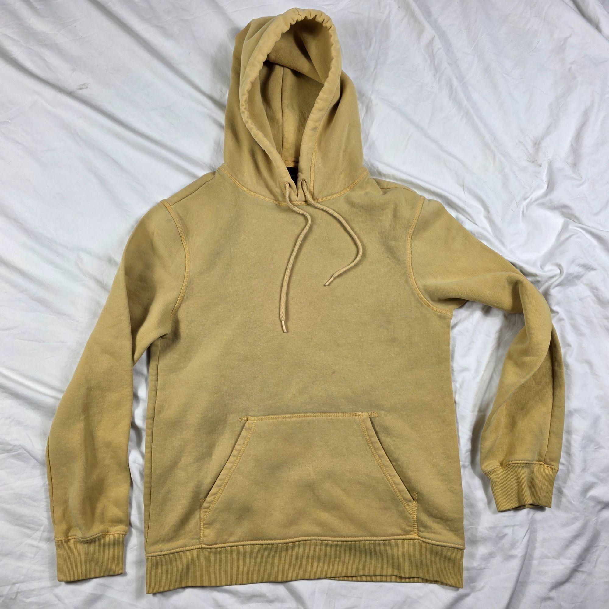 H&M H&M Relaxed Fit Mens Size Small Yellow Pullover Casual Sweat Size US S / EU 44-46 / 1 - 1 Thumbnail