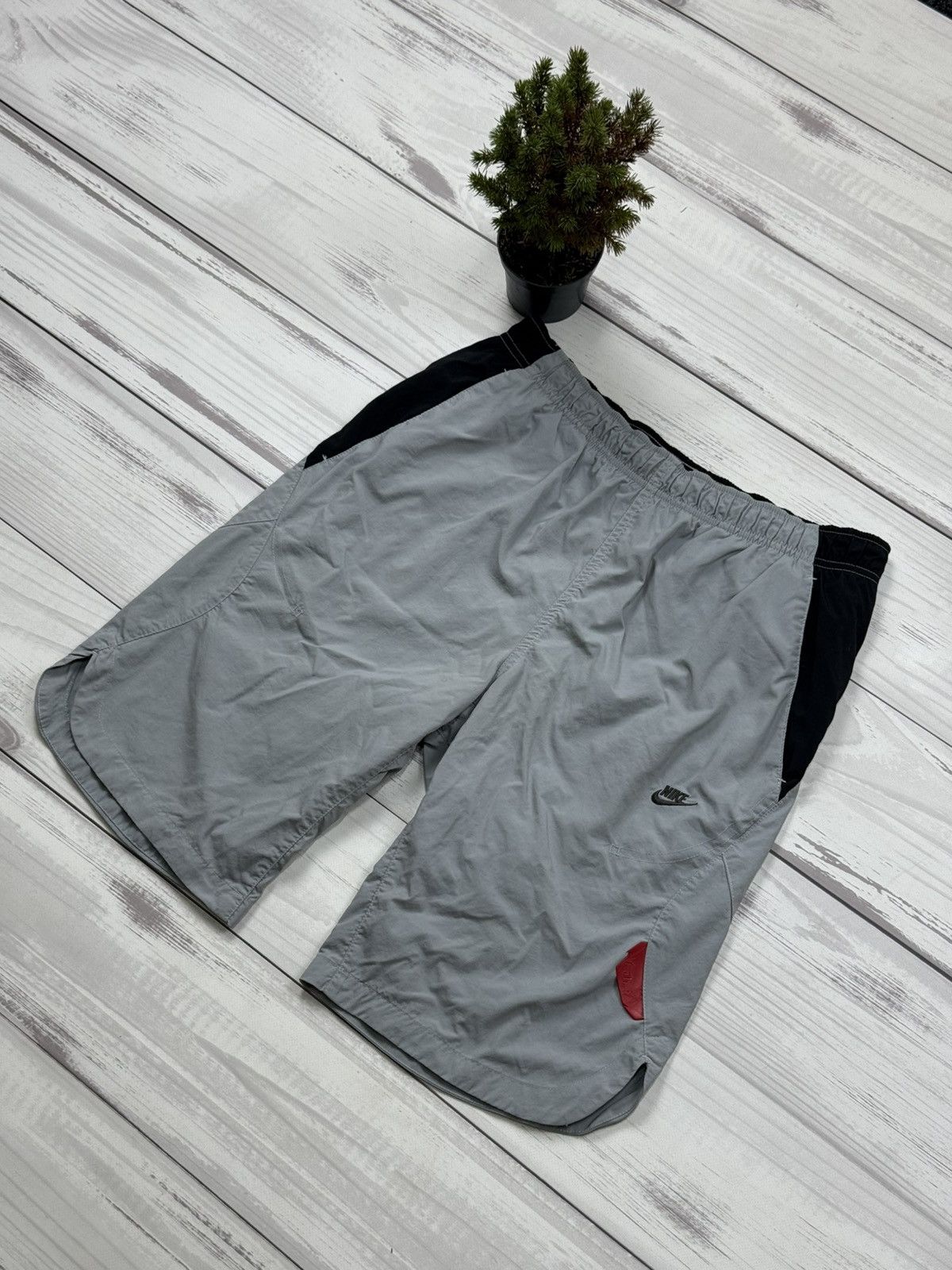 Nike Vintage Nike nylon shorts Size US 31 - 2 Thumbnail