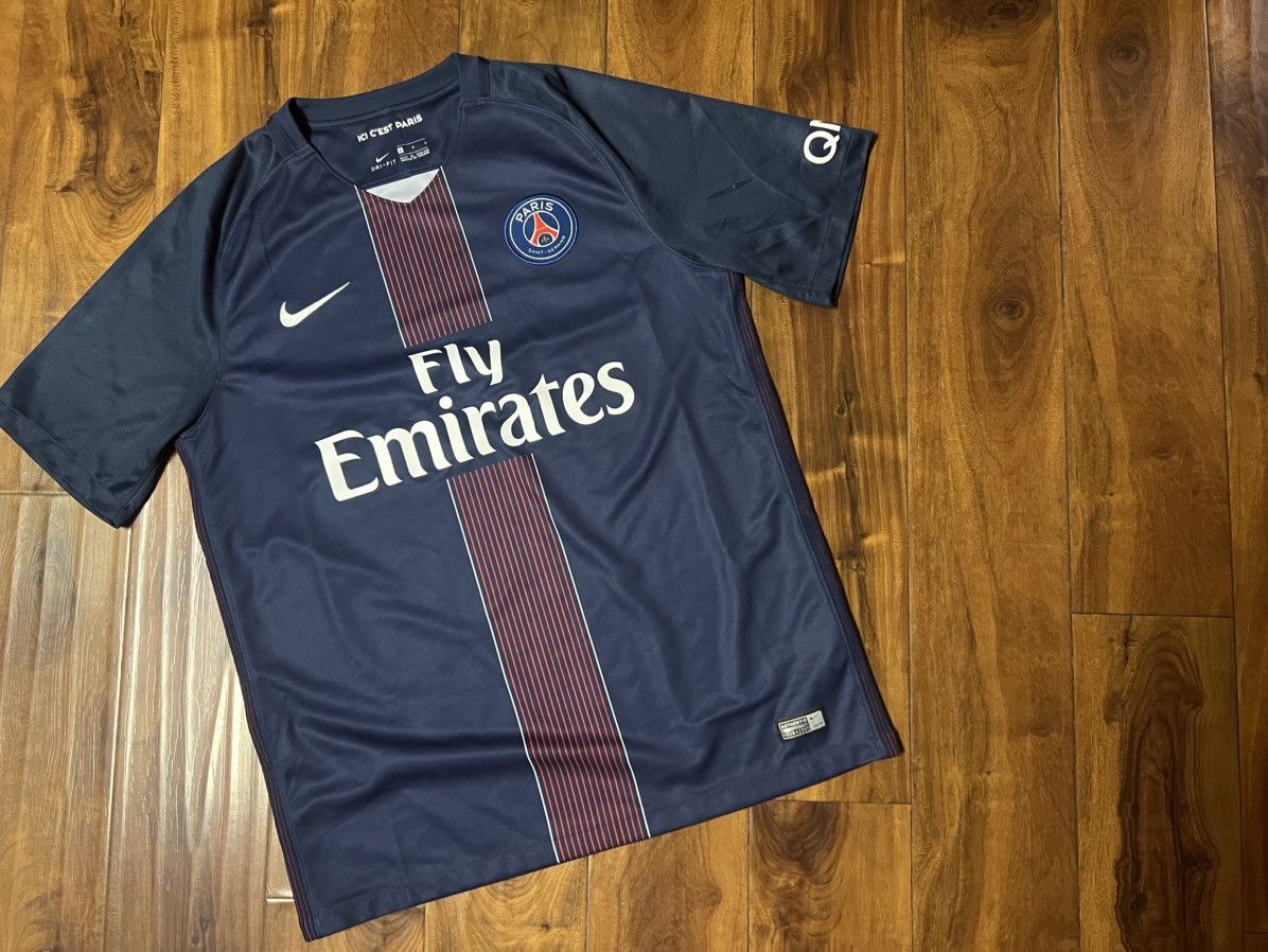 Nike × Vintage Nike PSG Away 2016 Authentic Jersey Paris Saint-Germain Sz L Size US L / EU 52-54 / 3 - 1 Thumbnail