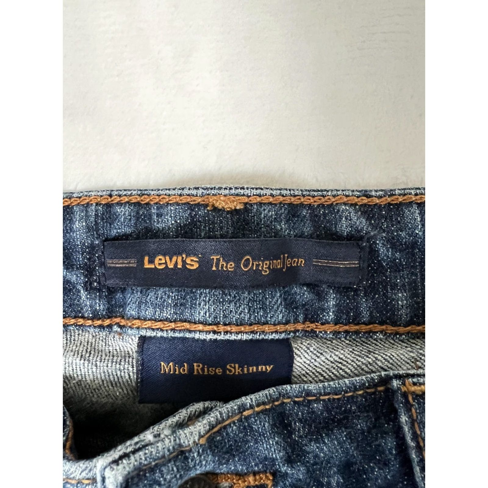 Levi's Levi's Mid Rise Skinny Jeans Womens 10 Blue Medium Wash Denim Slim Stretch Pocketed 5-Pocket Classic Zip Womens Size 32" / US 10 / IT 46 - 2 Thumbnail