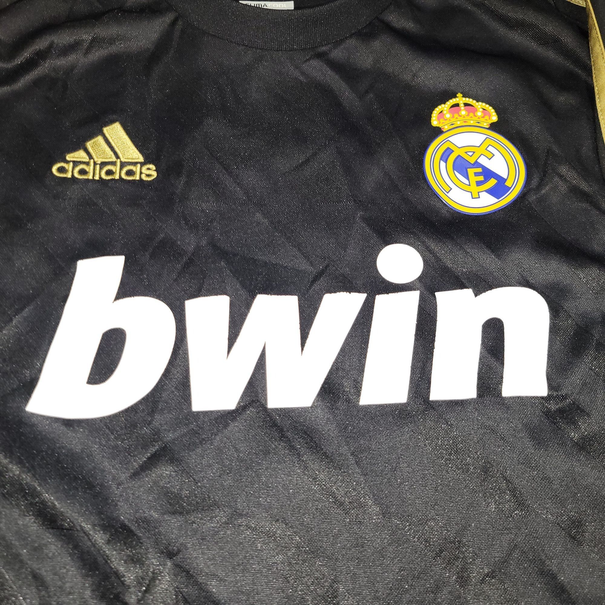 Adidas Cristiano Ronaldo Real Madrid 2011 2012 Away Soccer Jersey M Size US M / EU 48-50 / 2 - 4 Thumbnail