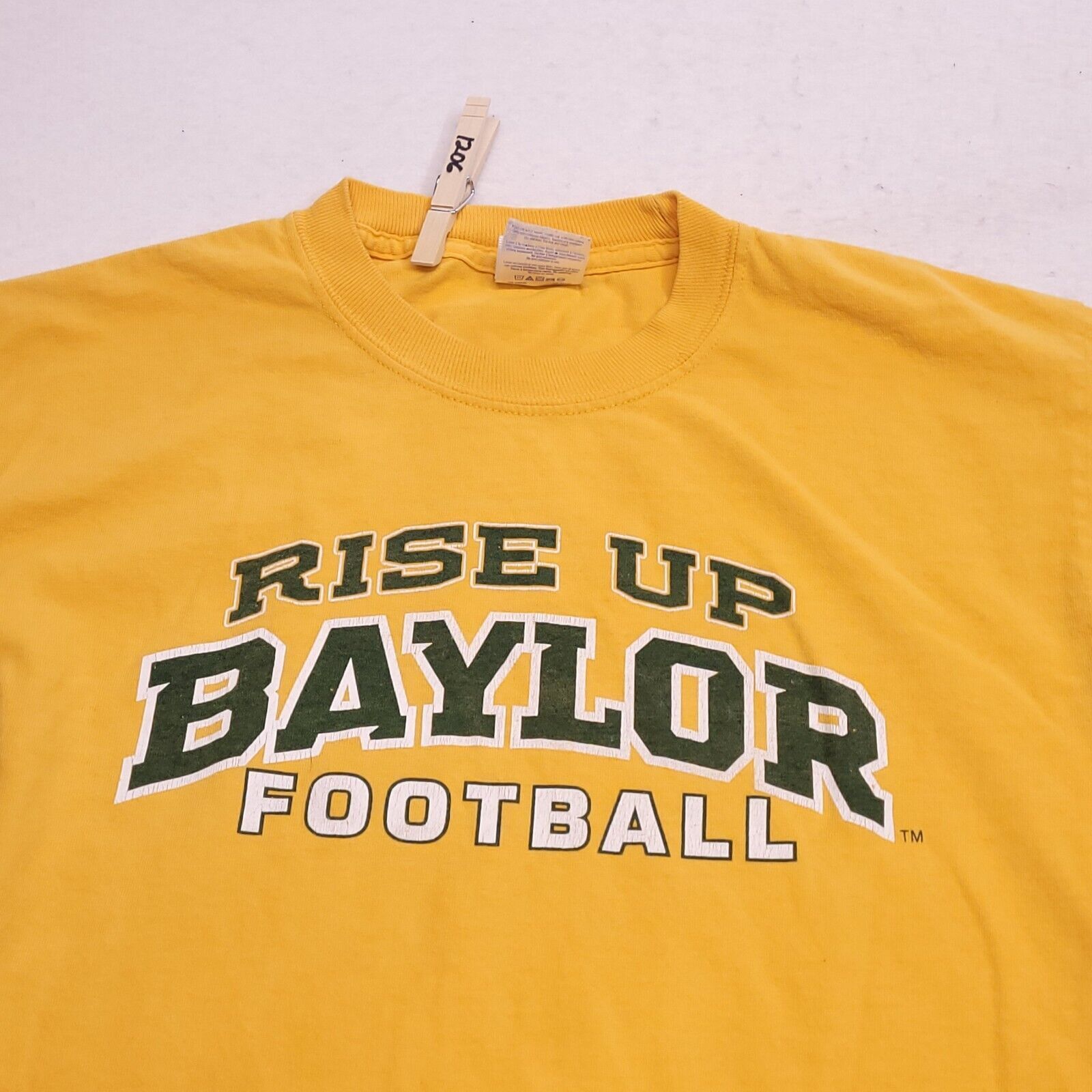 Gildan Gildan Baylor Casual Graphic T-Shirt Men Size S Yellow White Size US S / EU 44-46 / 1 - 1 Thumbnail