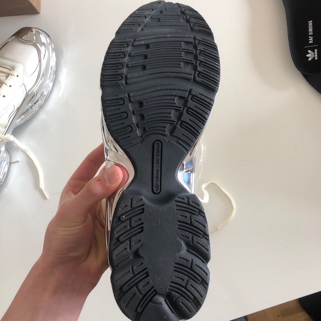 Raf Simons Raf Simons Metallic White Size US 12 / EU 45 - 6 Thumbnail