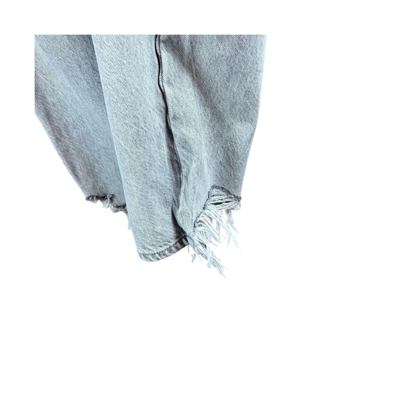 American Eagle Outfitters American Eagle x Peanuts Snoopy Distressed Mom Jeans Gray 8S Size 30" / US 8 / IT 44 - 7 Thumbnail