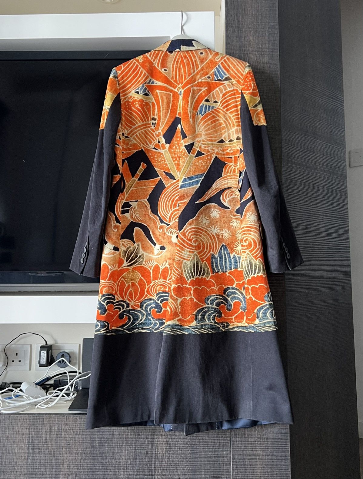 Dries Van Noten DRIES VAN NOTEN Women FW12 Japanese Print Overcoat Size S / US 4 / IT 40 - 2 Thumbnail