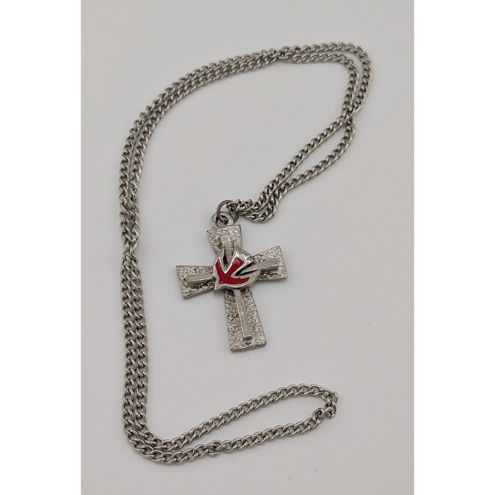 Other Vintage Cross Necklace Silver Tone With Red Enamel Dove Size ONE SIZE - 5 Thumbnail