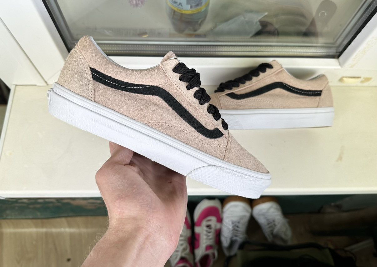 Vans Vans Old Skool Pink/ Black Size 7,5US/40EUR/25,5 Cm/6.5 UK Size US 7.5 / EU 40-41 - 1 Thumbnail