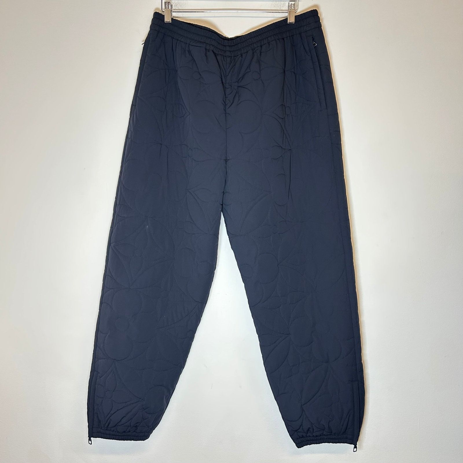Louis Vuitton Louis Vuitton Navy Flower Monogram Quilted Trackpants Size US 36 / EU 52 - 1 Thumbnail