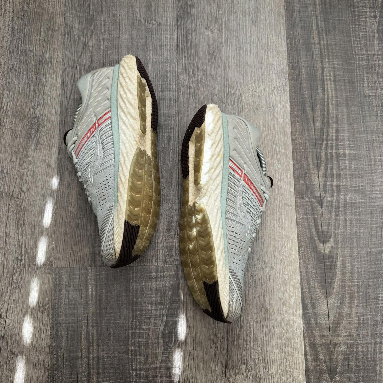 Saucony SAUCONY • WMNS Triumph 17 (8.5M) Size US 8.5 / EU 41-42 - 9 Thumbnail