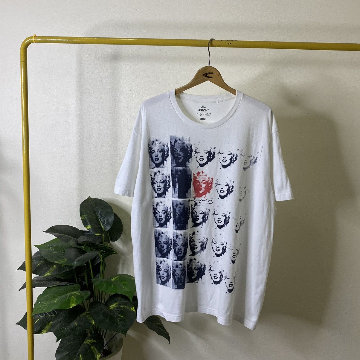 Andy Warhol × Uniqlo Andy Warhol x Marilyn Monroe For Uniqlo UT Collaboration Tee Size US XXL / EU 58 / 5 - 1 Thumbnail