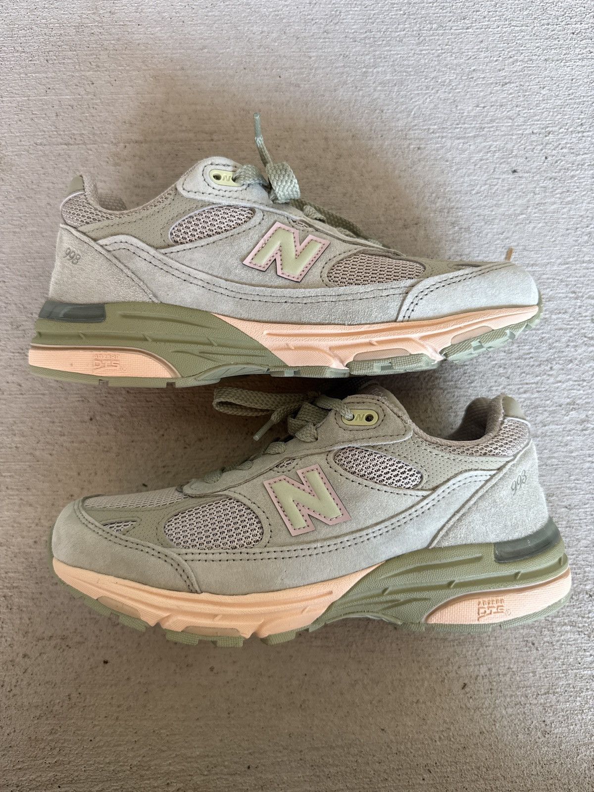 Joe Freshgoods × New Balance New Balance x JFG 993 Performance Arts in Sage size US W7 Size US 7 / IT 37 - 1 Thumbnail