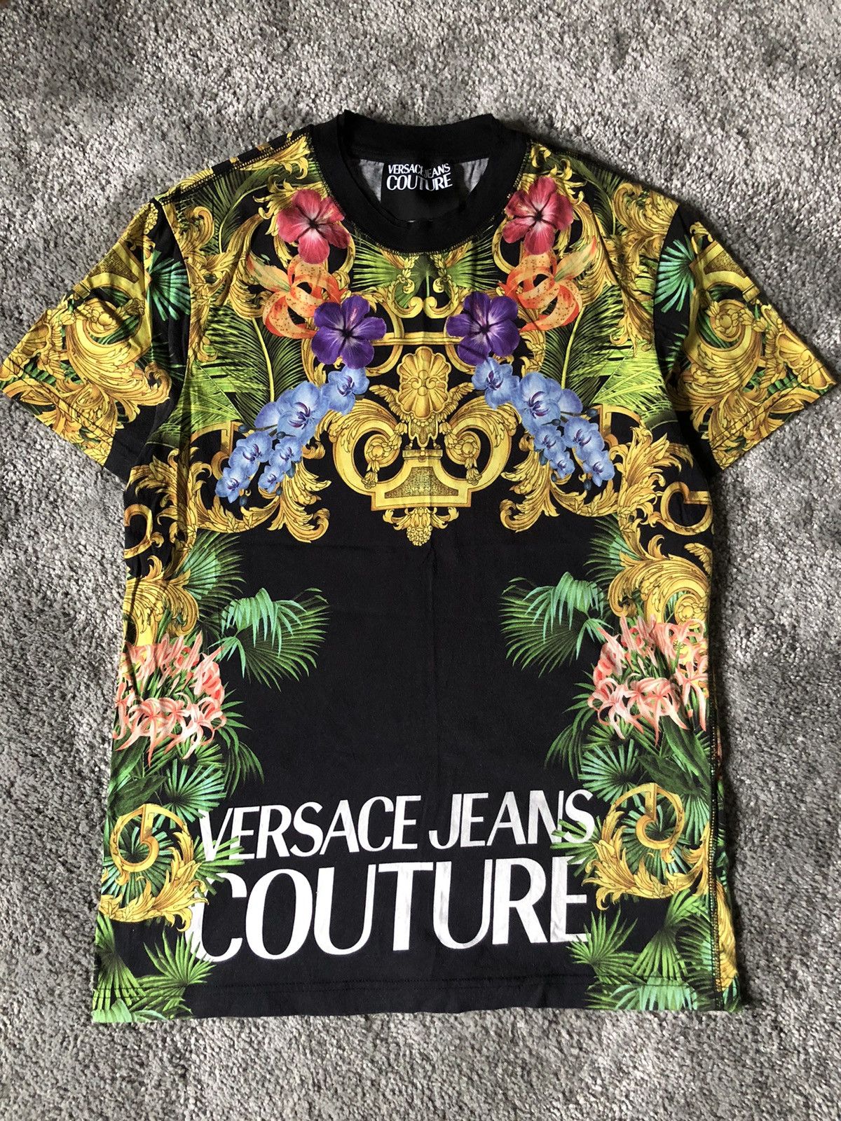 Versace Versace Jeans Couture T shirt Size US M / EU 48-50 / 2 - 1 Thumbnail