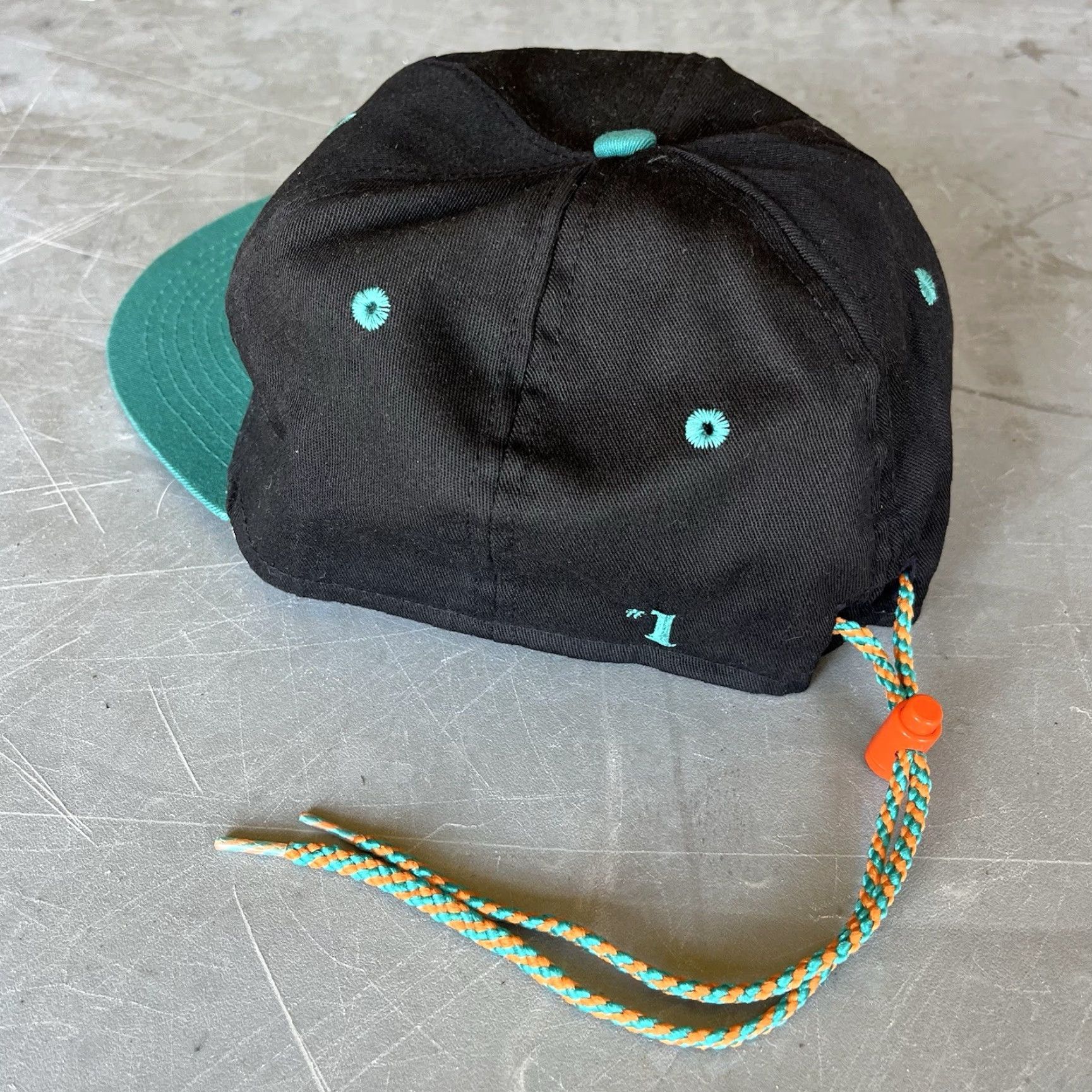 Vintage VINTAGE 90s #1 Apparel Miami Dolphins Adjustable Rope Hat Black One Size Mens Size ONE SIZE - 3 Thumbnail