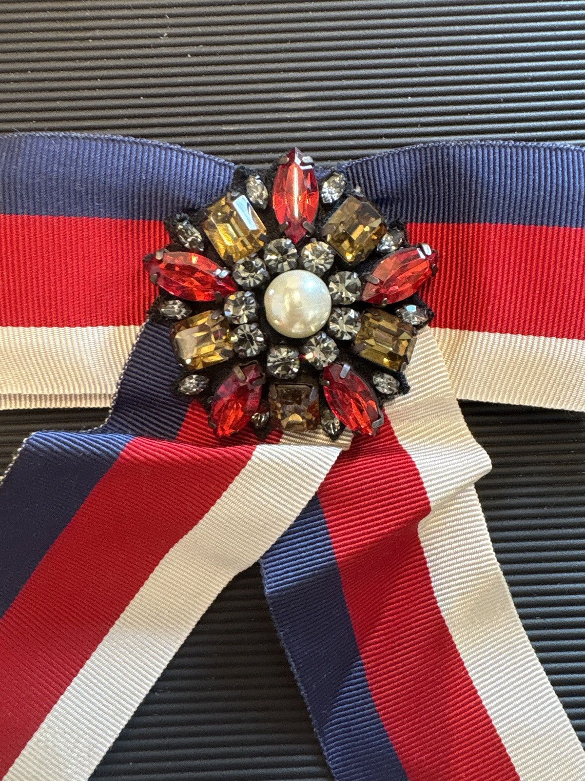 Gucci Gucci brooch - red, white and blue Size ONE SIZE - 2 Thumbnail