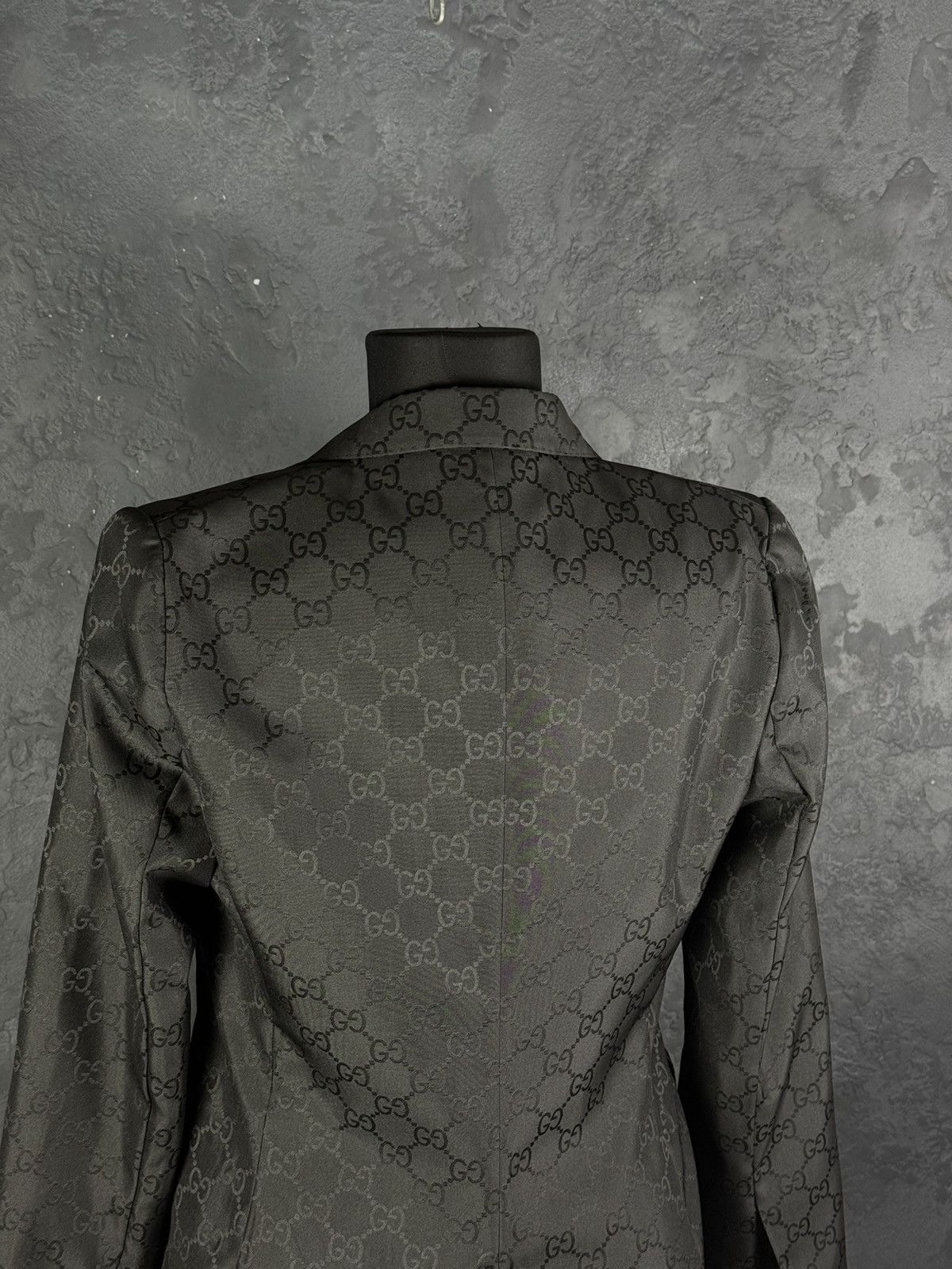 Gucci Archive Gucci xTom Ford 1998 Silk GG Monogram Blazer Vintage Size M / US 6-8 / IT 42-44 - 13 Thumbnail