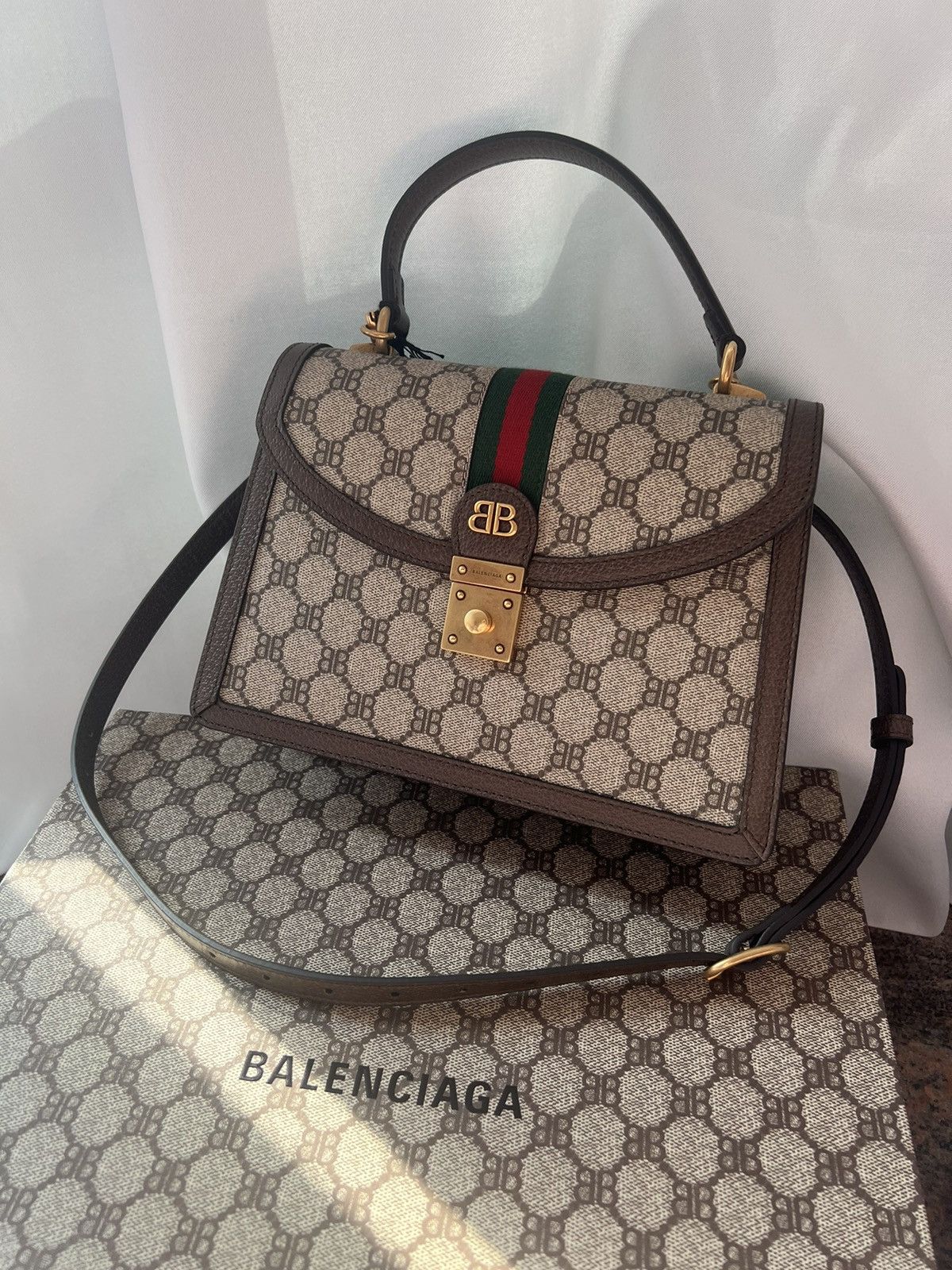 SALE☆稀少GUCCI & BALENCIAGA☆GGモノグラムショルダーバッグ 楽天市場】GUCCI グッチ BALENCIAGA バレンシアガ コラボ GG