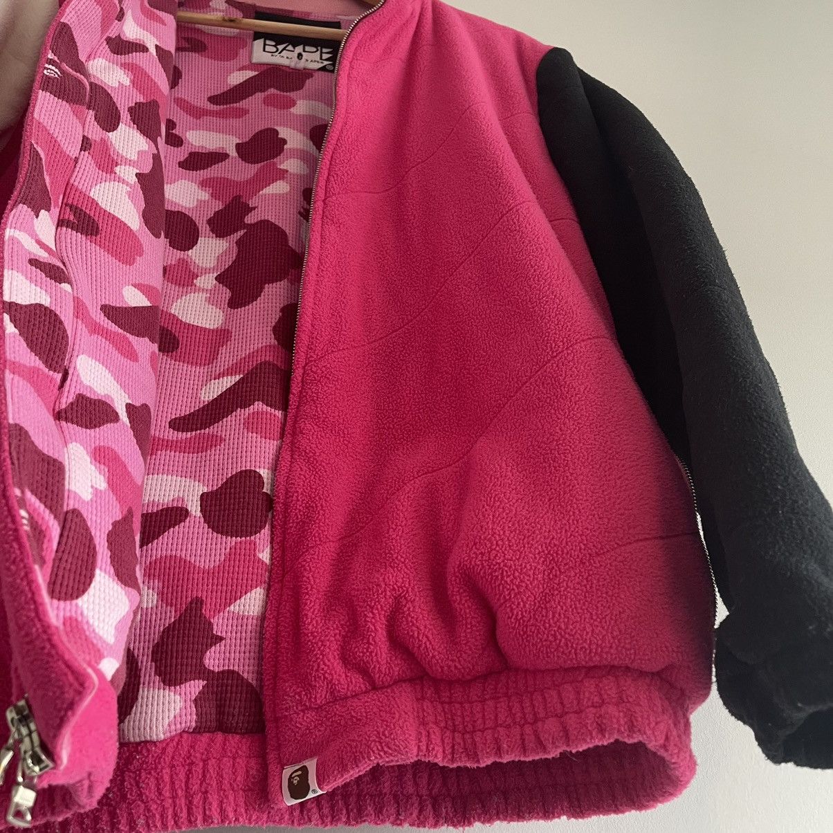 Bape × Nigo × Vintage OG Bape Pink Camo Thermal Fleece Jacket Size US L / EU 52-54 / 3 - 5 Thumbnail