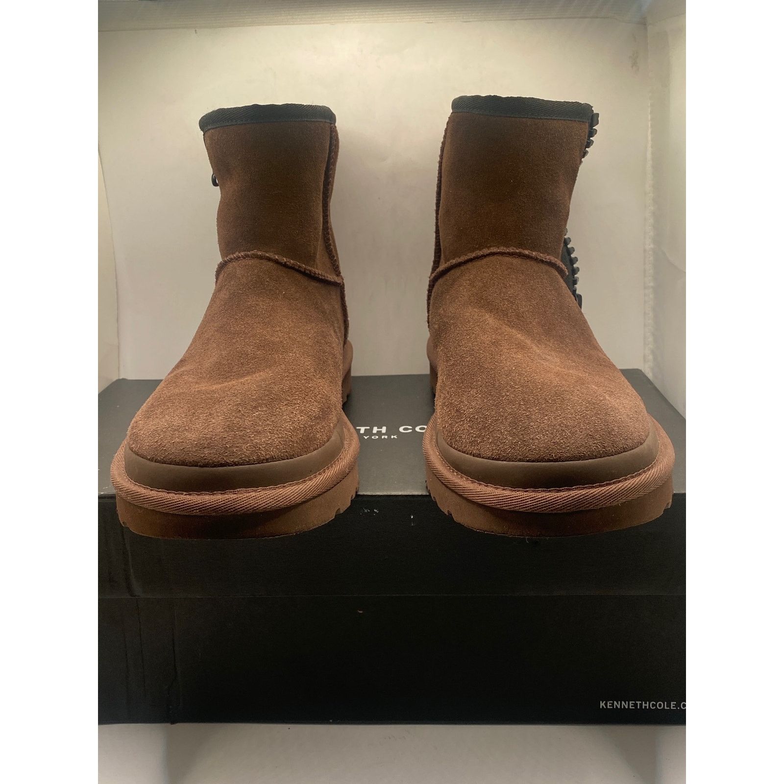 Ugg Ugg Classic Mini Taper Zipper Logo Boots 9 (1144034) Size US 9 / IT 39 - 2 Thumbnail