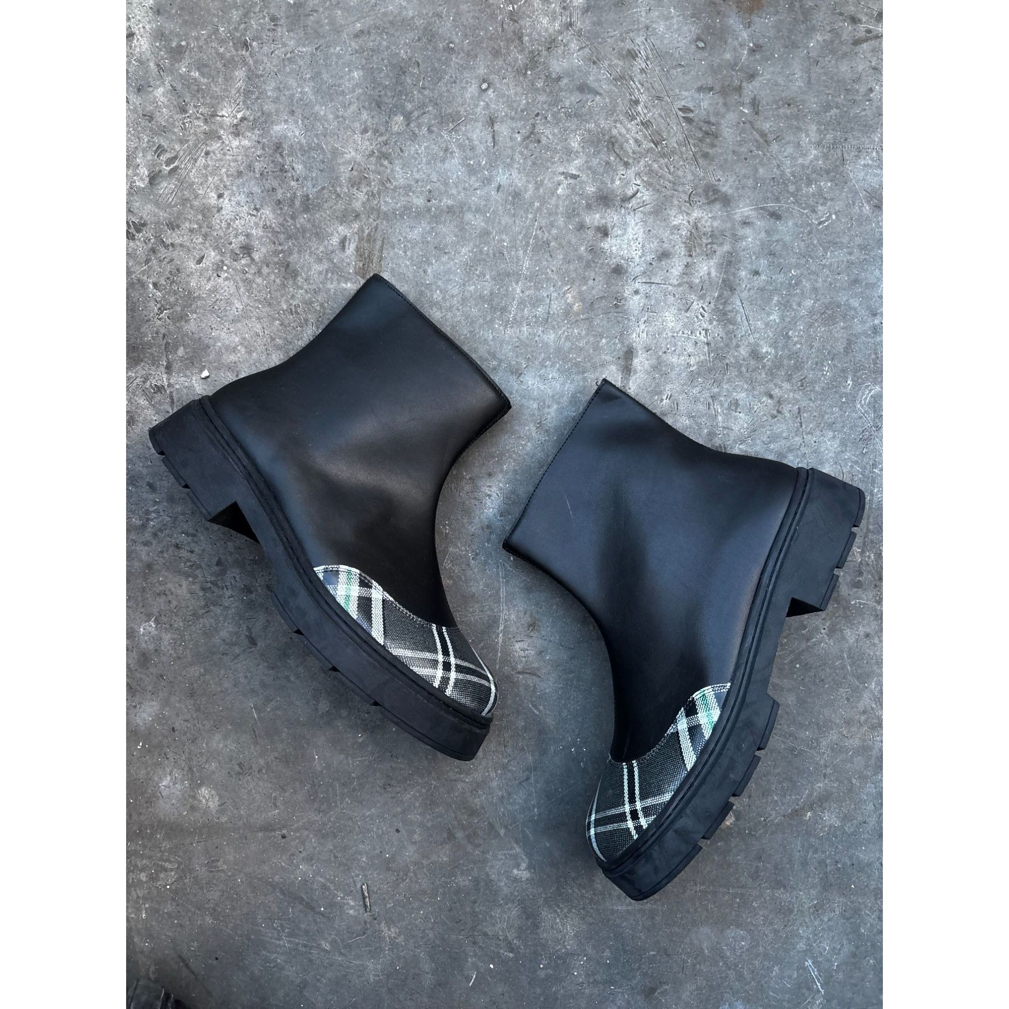 VIRON Viron Chelsea Boots Sustainable Black Plaid Size 39 Brand Un Size US 9 / IT 39 - 3 Thumbnail
