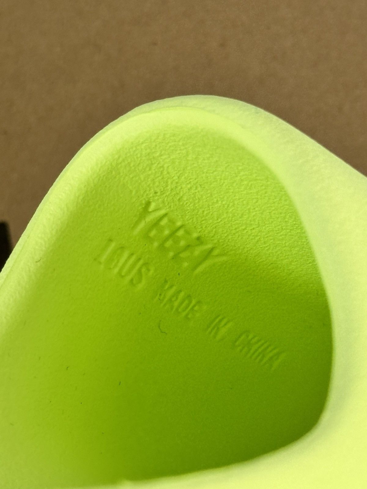 Adidas YEEZY SLIDES GLOW GREEN Size US 9 / EU 42 - 6 Thumbnail