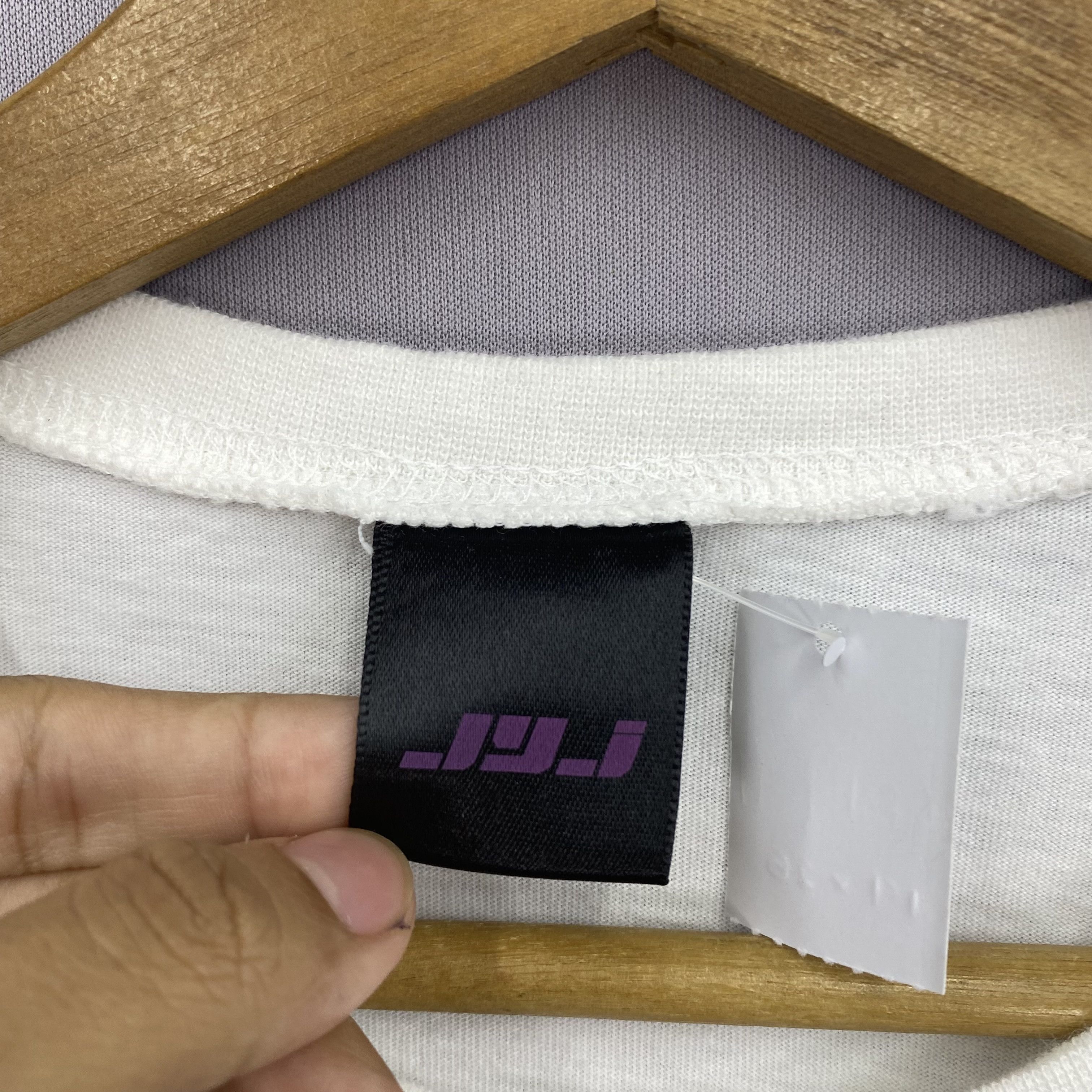 Band Tees Vintage Y2K JYJ T-Shirts The Beginning Korean Pop Band Tee Size US M / EU 48-50 / 2 - 4 Thumbnail