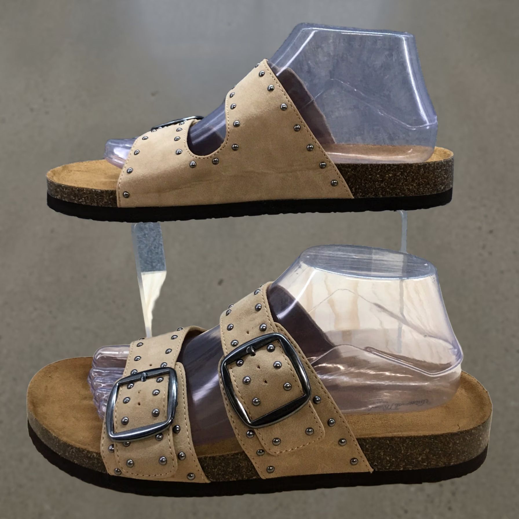 Vintage Universal Thread Sandals Womens 9 Casual Slip-On Buckle Brown Faux Suede Sandal Womens 9 Brown Slip-On Buckle Sandal Casual Size US 9 / IT 39 - 1 Thumbnail
